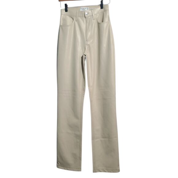Abercrombie & Fitch Cream Vegan 90's Straight Ultra High Rise Pants Size 0 L NWT - Picture 1 of 5